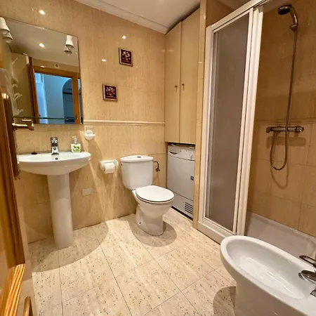 Apartamento Ciprés 4 En Urbanización Con Piscina *