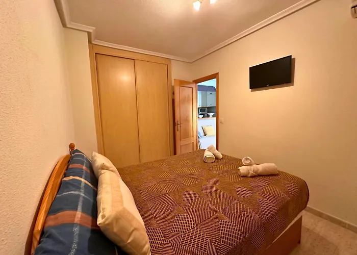 Ciprés 4 En Urbanización Con Piscina Torrevieja